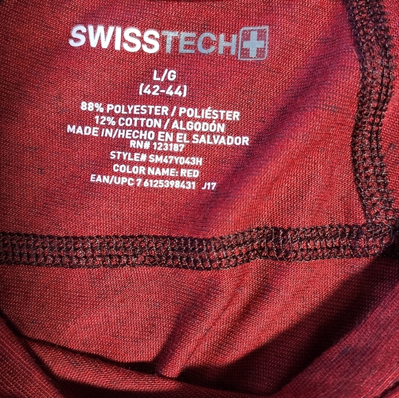 Swiss Tech Activewear Base T-Shirt Men L (42-44) Long Sleeve RED New without tag - Picture 3 of 10
